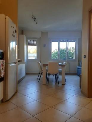 appartamento in vendita a Carrara in zona Marina di Carrara