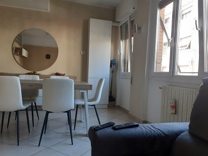 appartamento in vendita a Carrara in zona Marina di Carrara