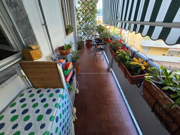 appartamento in vendita a Carrara in zona Marina di Carrara