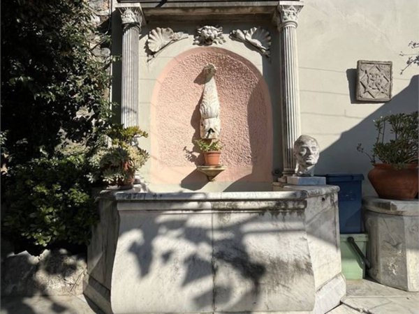 casa indipendente in vendita a Carrara in zona Nazzano