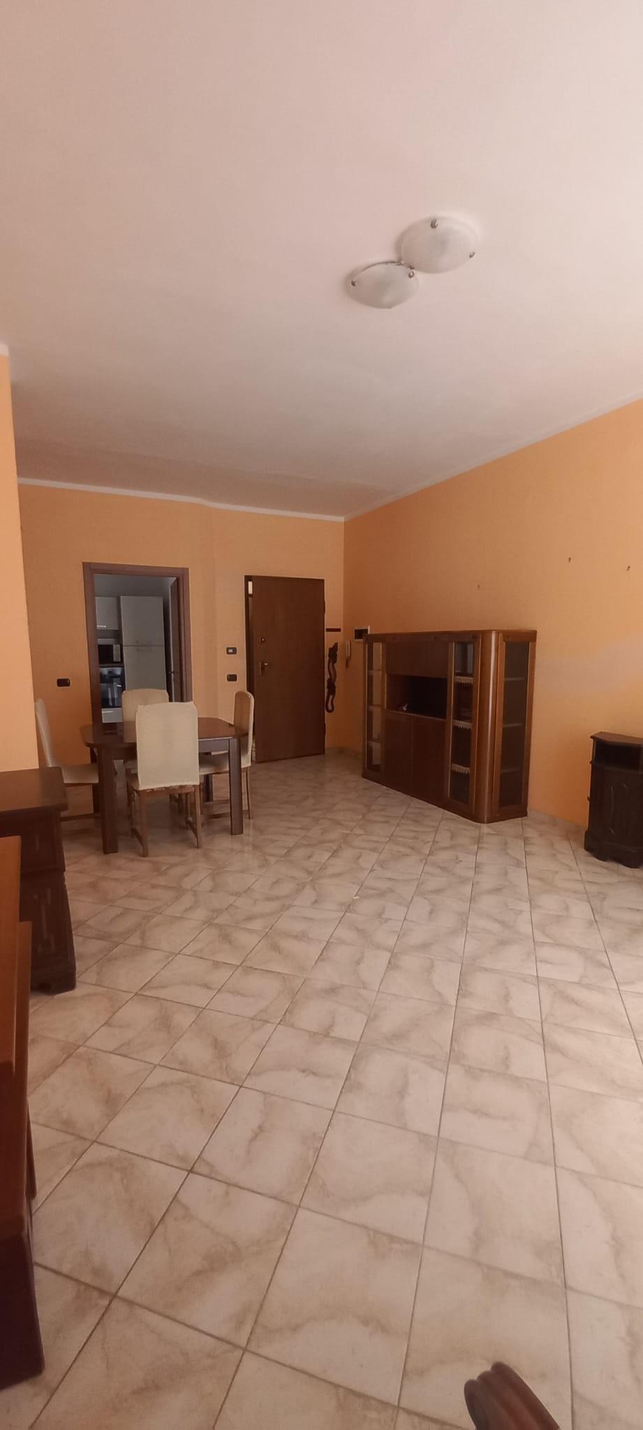 appartamento in vendita a Carrara in zona Centro Città