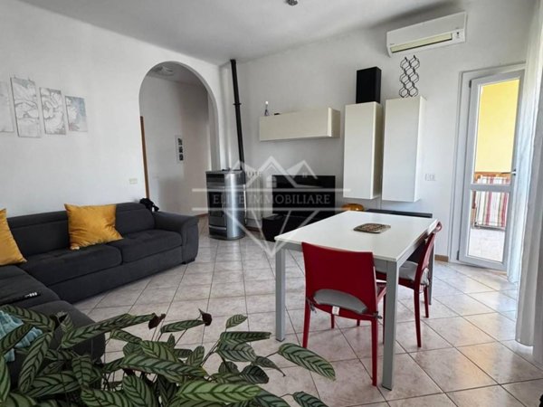 appartamento in vendita a Carrara in zona Sant'Antonio