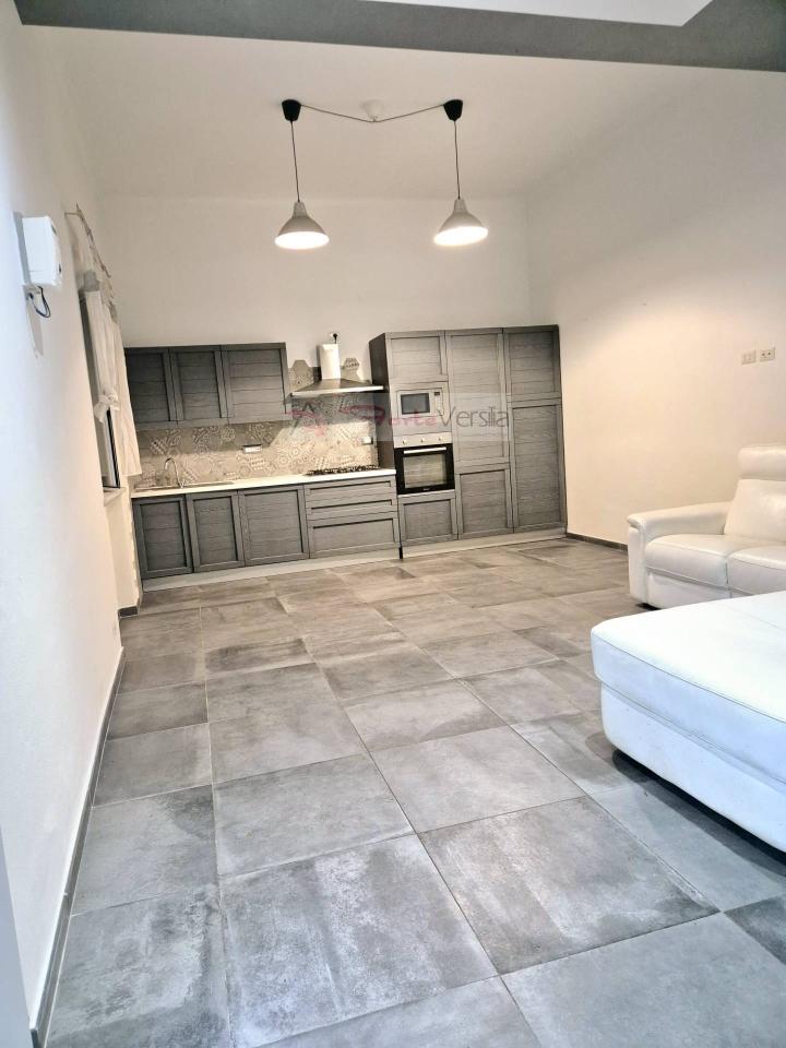 casa indipendente in vendita a Carrara in zona Marina di Carrara