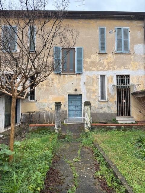 casa indipendente in vendita a Carrara in zona Marina di Carrara