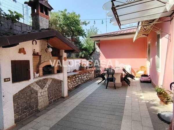 appartamento in vendita a Carrara in zona Bedizzano