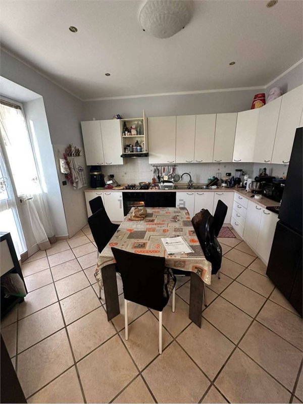 appartamento in vendita a Carrara in zona Centro Città