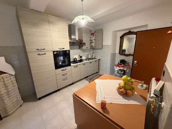 appartamento in vendita a Carrara