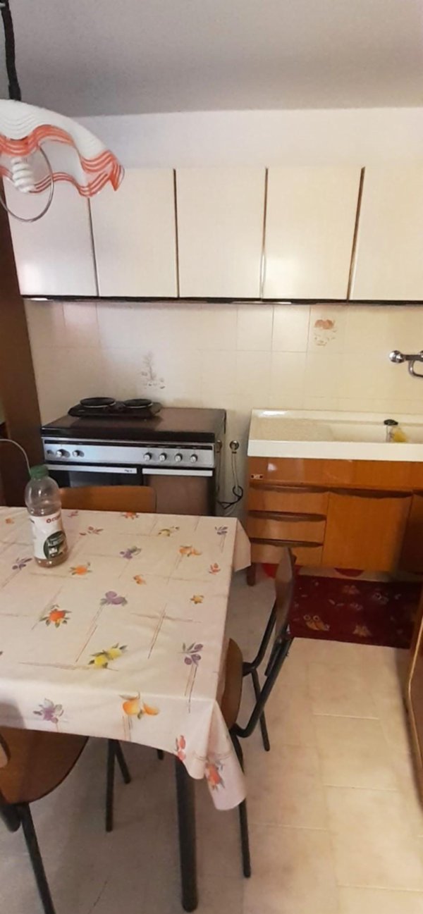 appartamento in vendita a Carrara in zona Gragnana