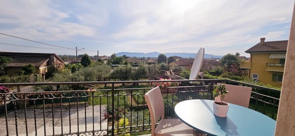casa indipendente in vendita a Carrara