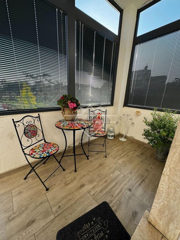 casa indipendente in vendita a Carrara in zona Fossone