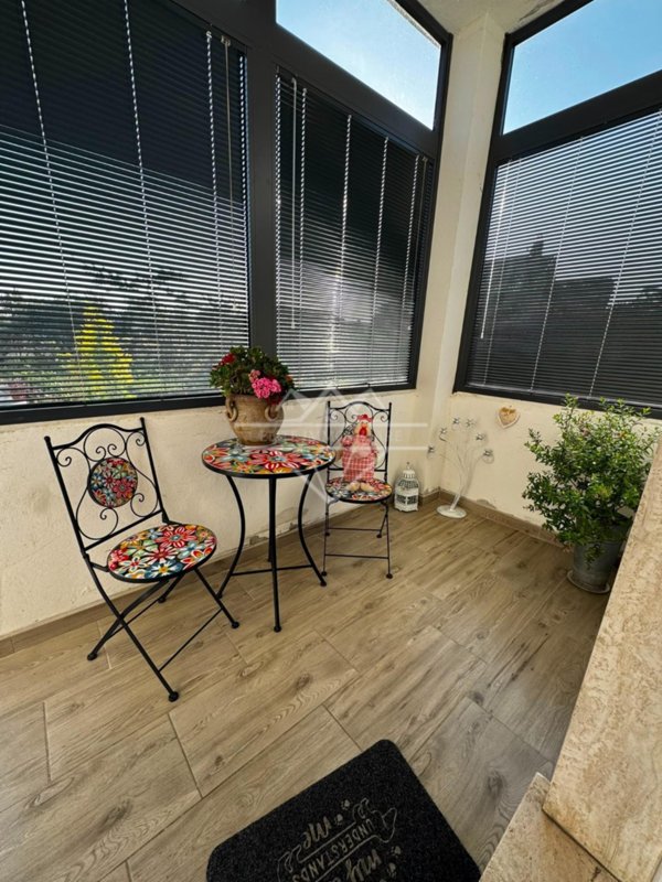 casa indipendente in vendita a Carrara in zona Fossone