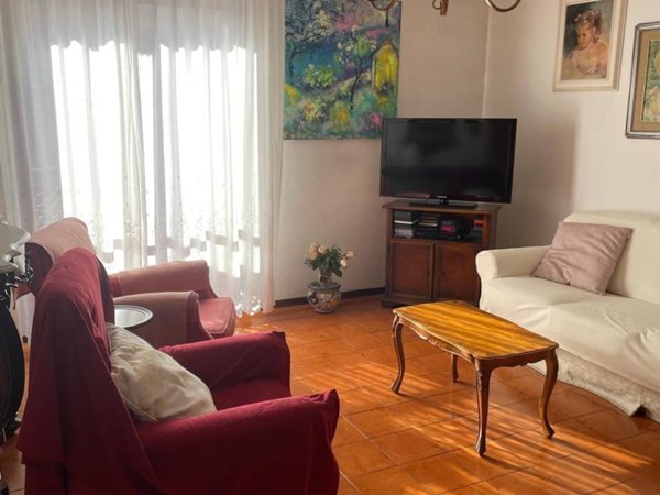 appartamento in vendita a Carrara in zona Centro Città