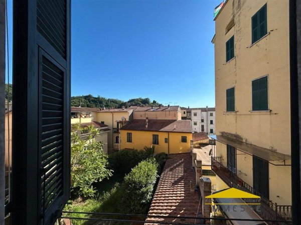 appartamento in vendita a Carrara