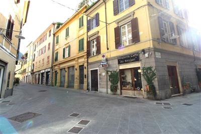 appartamento in vendita a Carrara