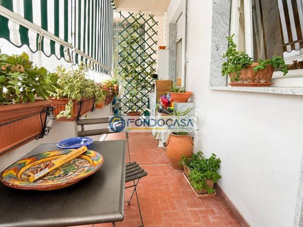 appartamento in vendita a Carrara in zona Marina di Carrara