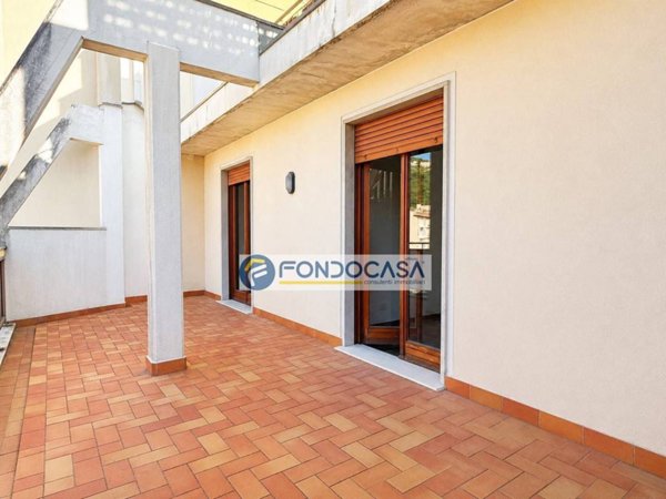 appartamento in vendita a Carrara in zona Centro Città