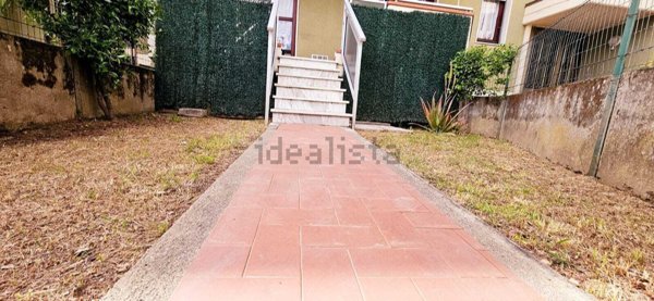 appartamento in vendita a Carrara in zona Avenza
