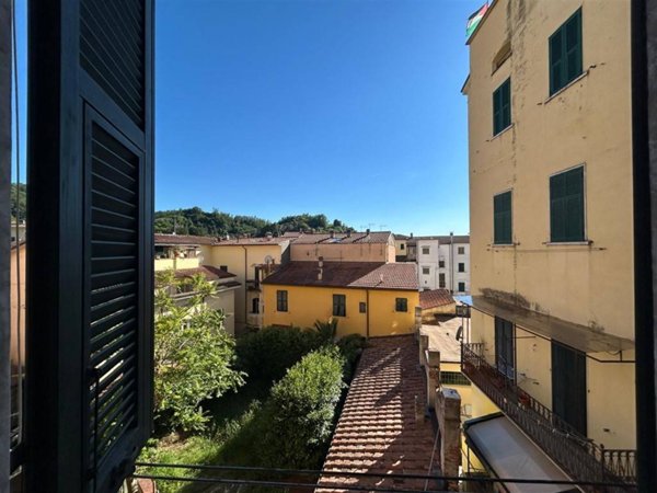 appartamento in vendita a Carrara