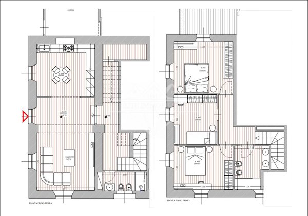casa semindipendente in vendita a Carrara in zona Fossola