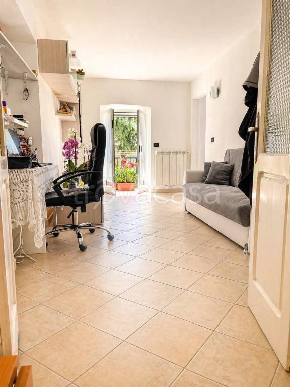 appartamento in vendita a Carrara in zona Centro Città