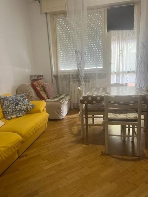 appartamento in vendita a Carrara in zona Marina di Carrara