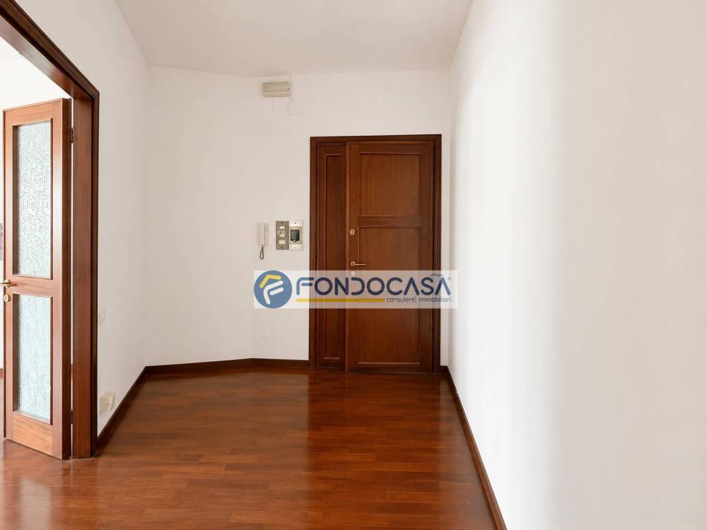 appartamento in vendita a Carrara
