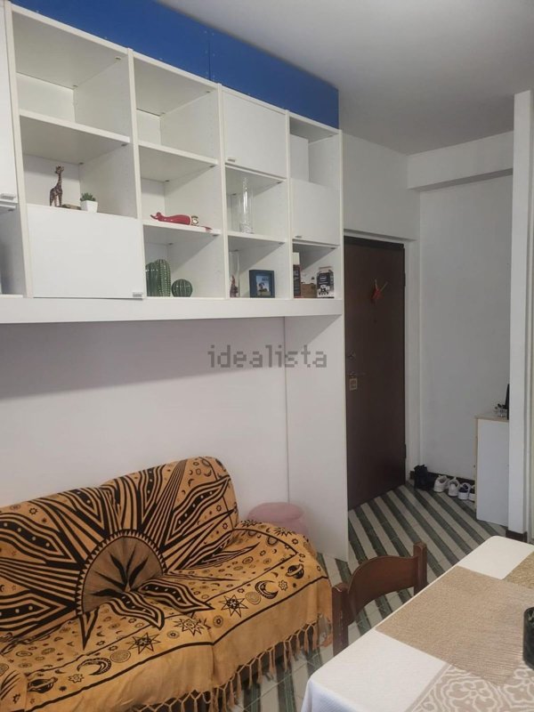 appartamento in vendita a Carrara in zona Marina di Carrara