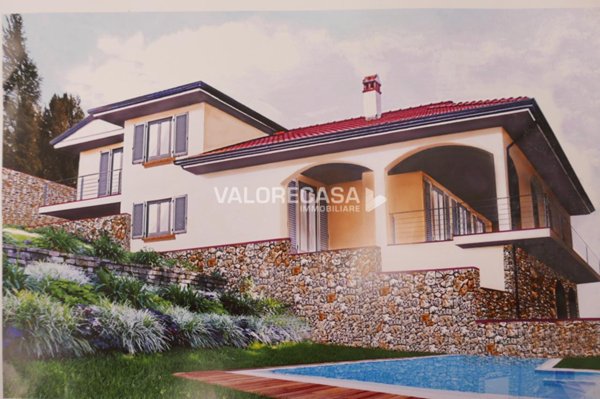 casa indipendente in vendita a Carrara in zona Fontia