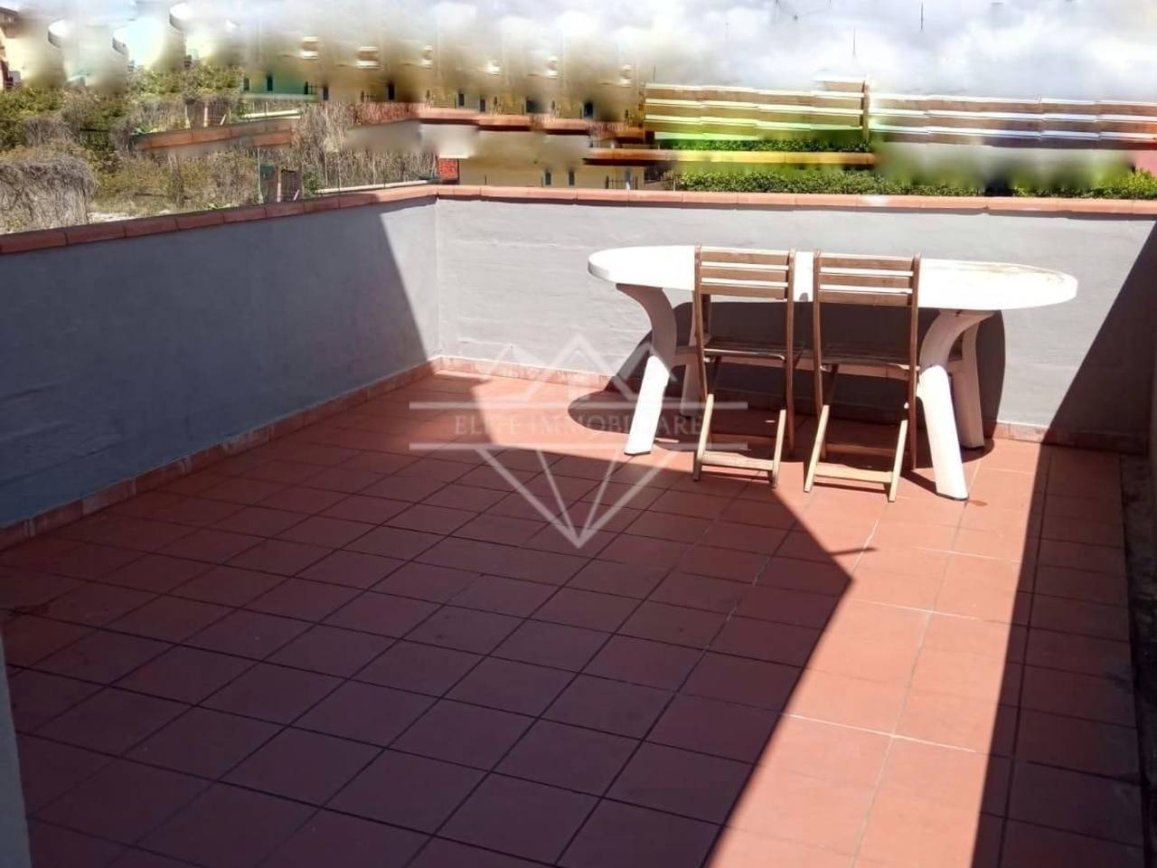 appartamento in vendita a Carrara in zona Marina di Carrara