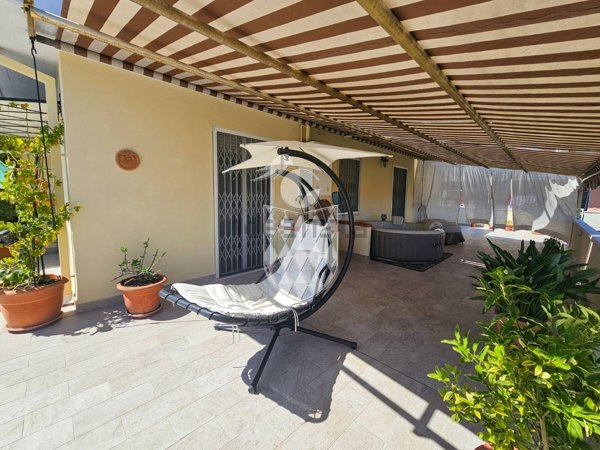appartamento in vendita a Carrara in zona Avenza