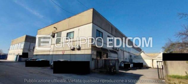 negozio in vendita a Carrara in zona Avenza