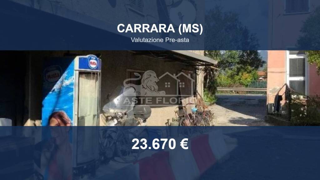 negozio in vendita a Carrara in zona Marina di Carrara