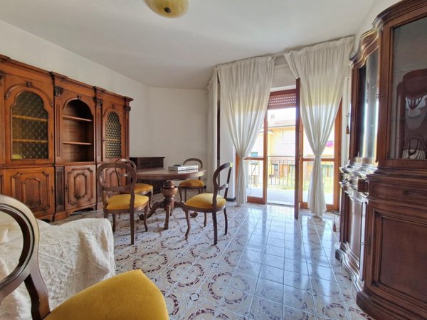 appartamento in vendita a Carrara in zona Marina di Carrara