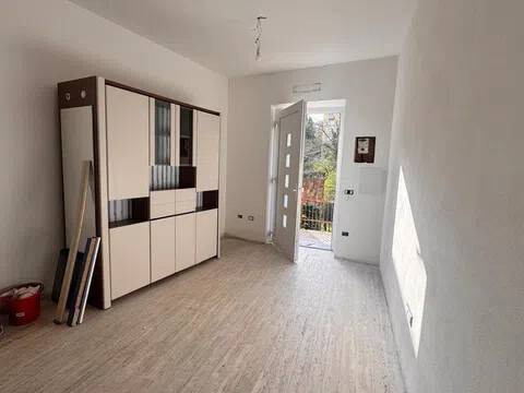 casa indipendente in vendita a Carrara in zona Fossola