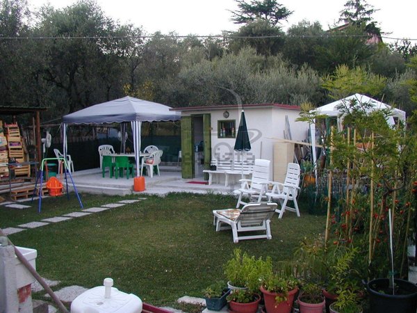 quadrivano in vendita a Carrara in zona Sorgnano