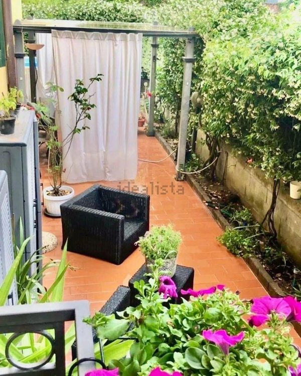 casa indipendente in vendita a Carrara in zona Centro Città