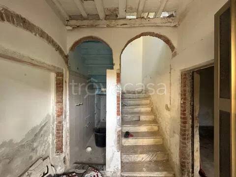 casa indipendente in vendita a Carrara in zona Marina di Carrara