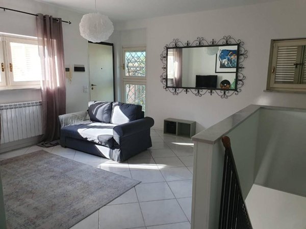 appartamento in vendita a Carrara in zona Marina di Carrara