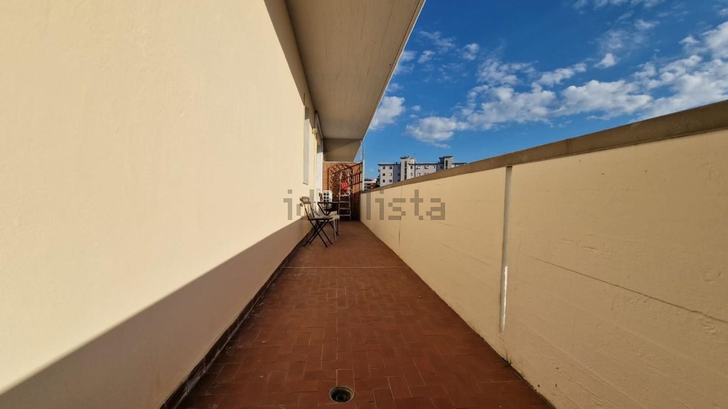appartamento in vendita a Carrara in zona Marina di Carrara