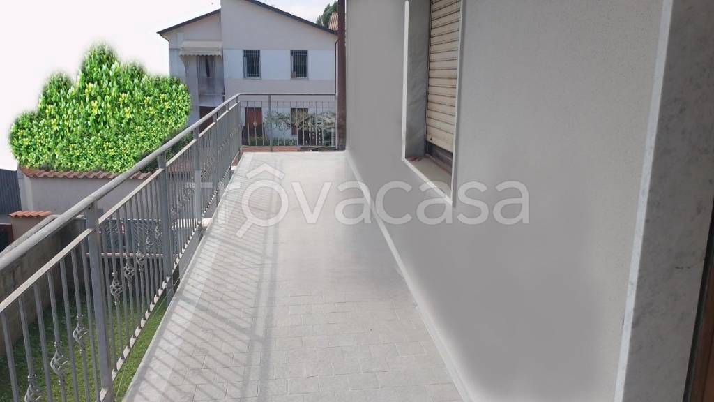 appartamento in vendita a Carrara in zona Marina di Carrara
