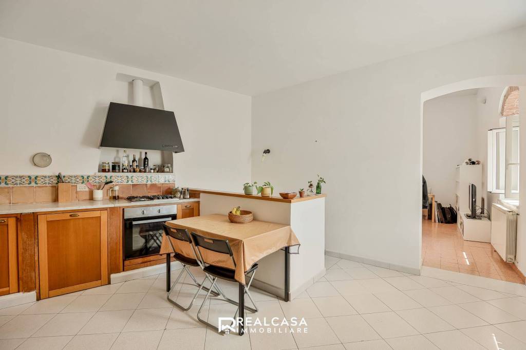 appartamento in vendita a Carrara in zona Centro Città