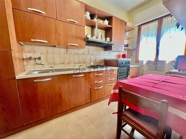 appartamento in vendita a Carrara