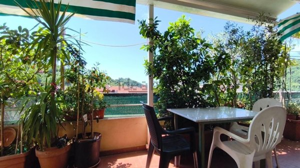 appartamento in vendita a Carrara in zona Centro Città