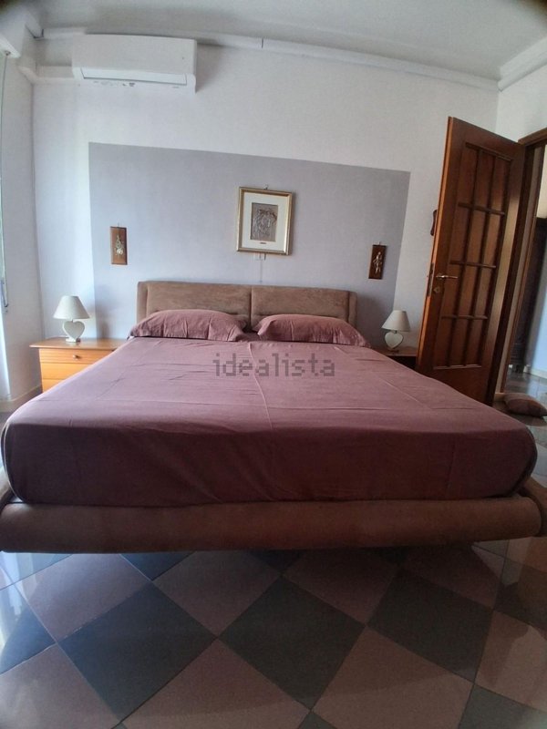 appartamento in vendita a Carrara in zona Avenza