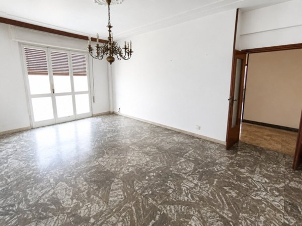 appartamento in vendita a Carrara in zona Centro Città