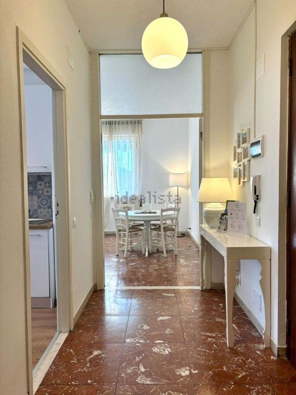 appartamento in vendita a Carrara in zona Centro Città