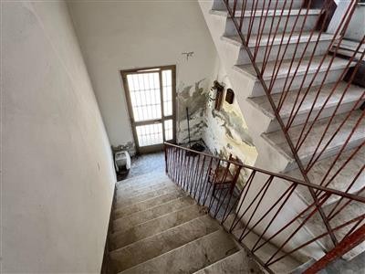 casa indipendente in vendita a Carrara