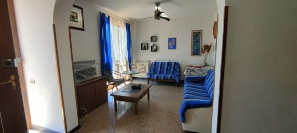 appartamento in vendita a Carrara in zona Marina di Carrara