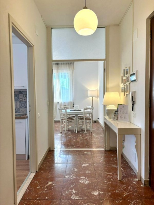appartamento in vendita a Carrara in zona Centro Città