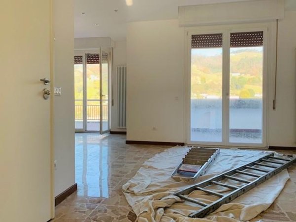 appartamento in vendita a Carrara in zona Centro Città